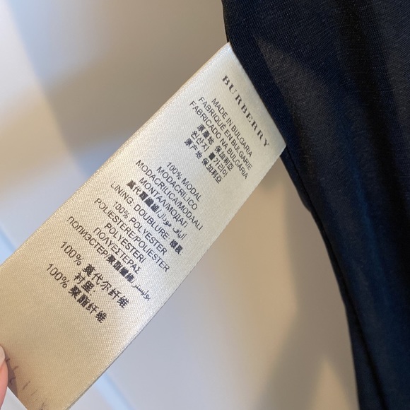 Rare! Like new Burberry 2012 Fall collection featherweight dress - Picture 14 of 14